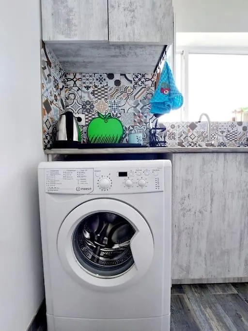 City Center Studio Apt. Near Rustaveli Av. 트빌리시